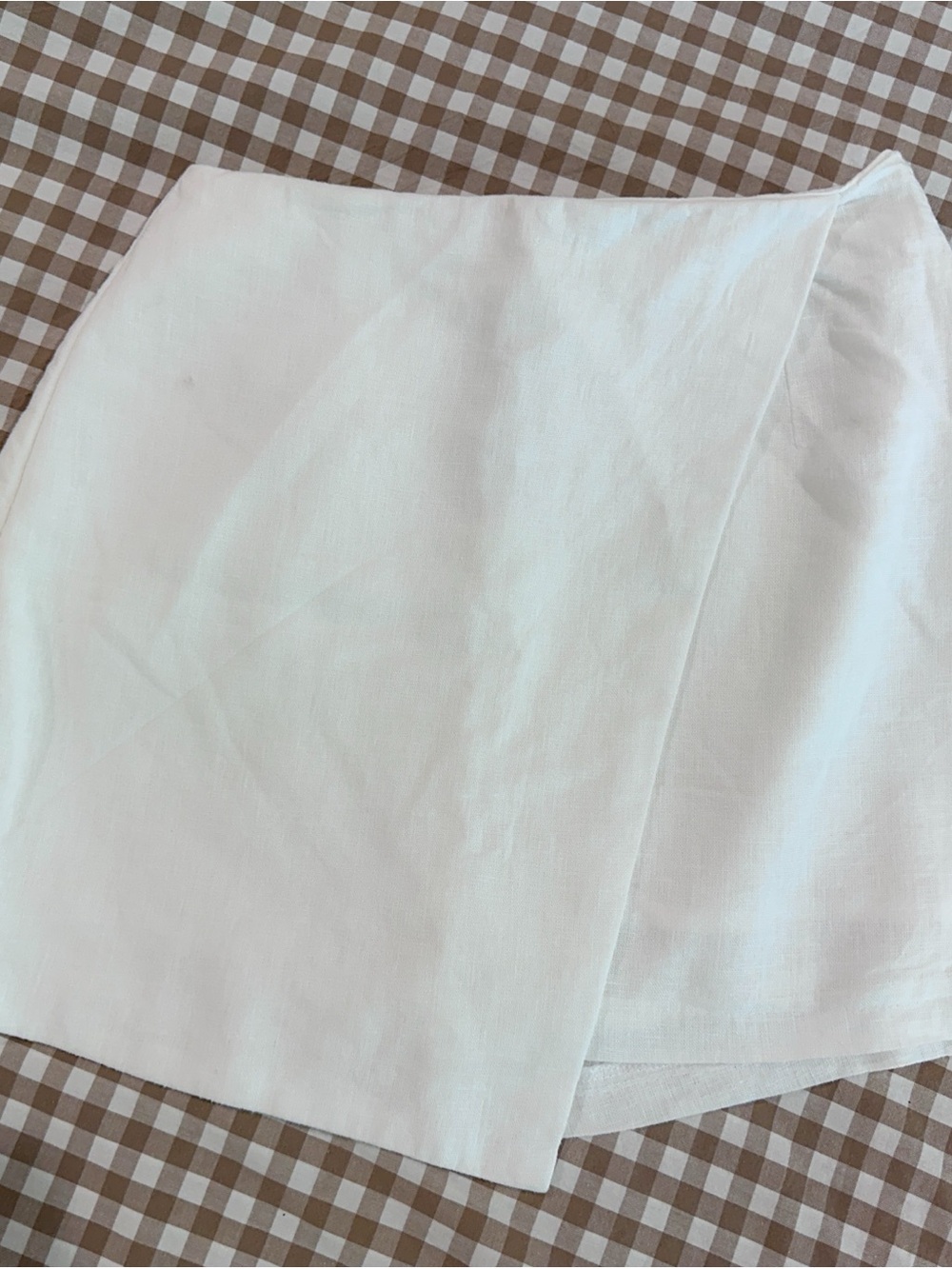 Abercrombie & Fitch White Mini Skirt